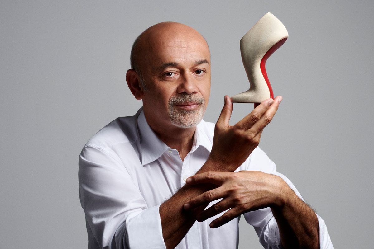 CHRISTIAN-LOUBOUTIN-COVER-WITH-TITLE-DESKTOP – front view - Media - front view