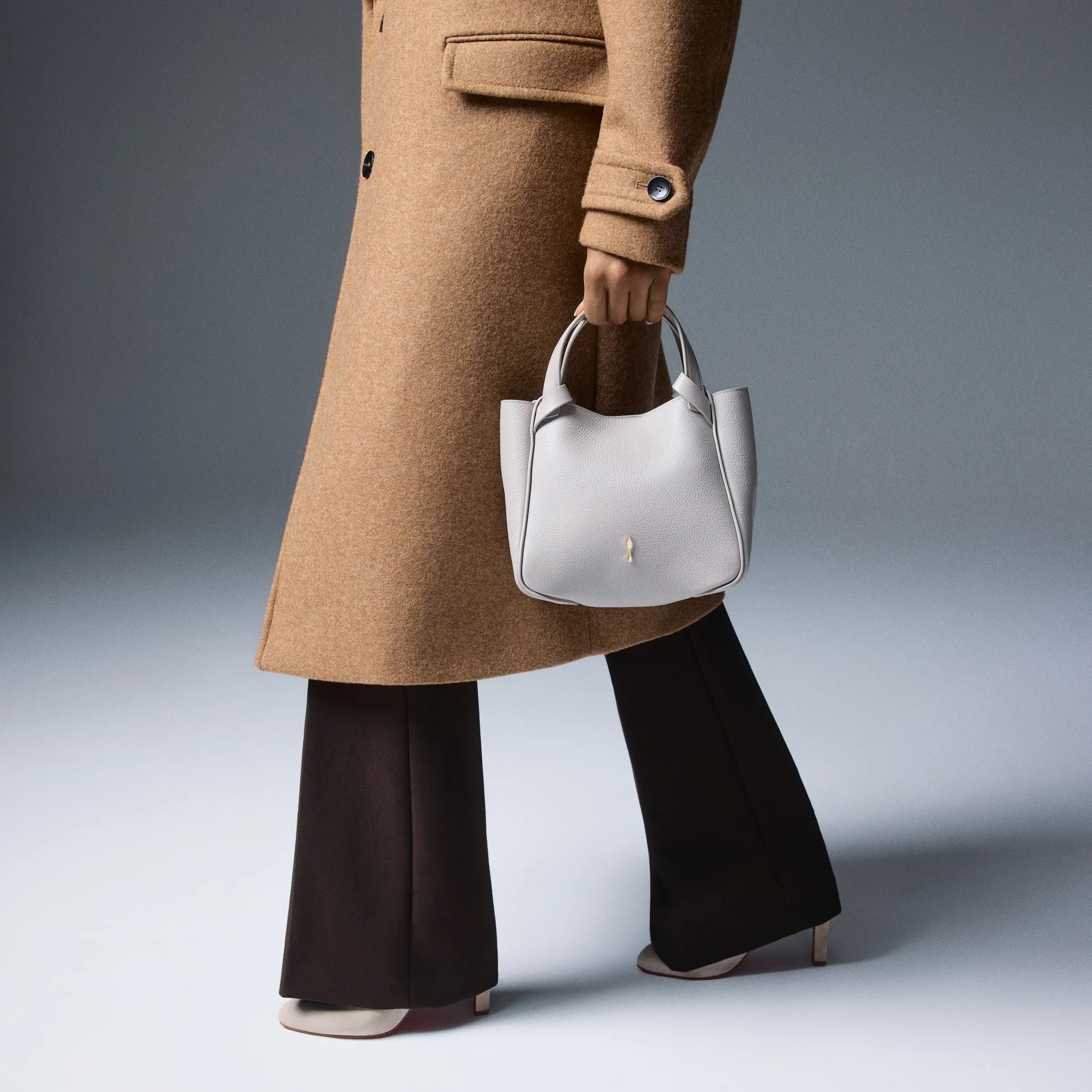 Christian Louboutin Bettina mini – Tote bag – Grained calf leather – Goose - Bettina mini - front view
