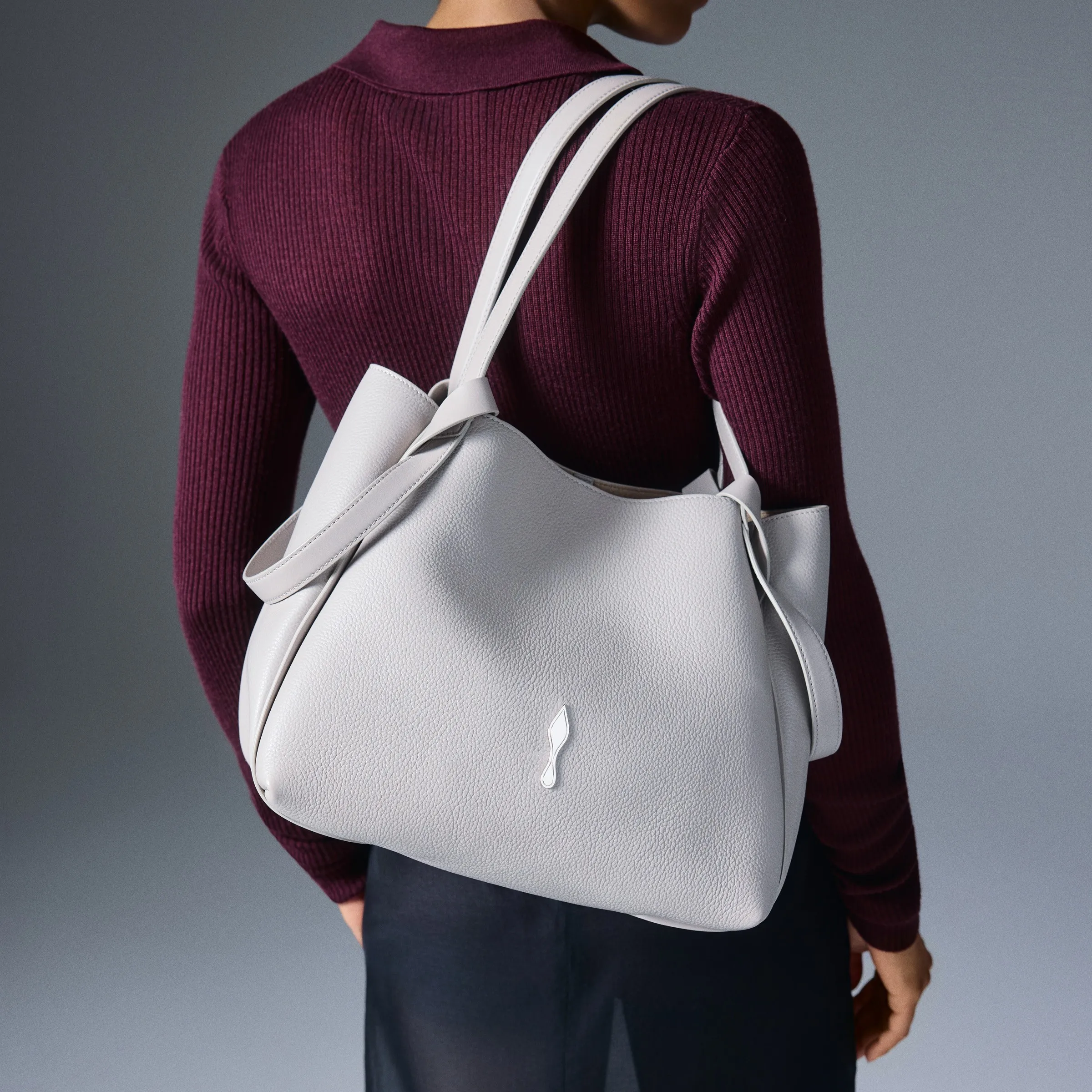 Christian Louboutin Bettina small – Tote bag – Grained calf leather – Goose - Bettina small - front view