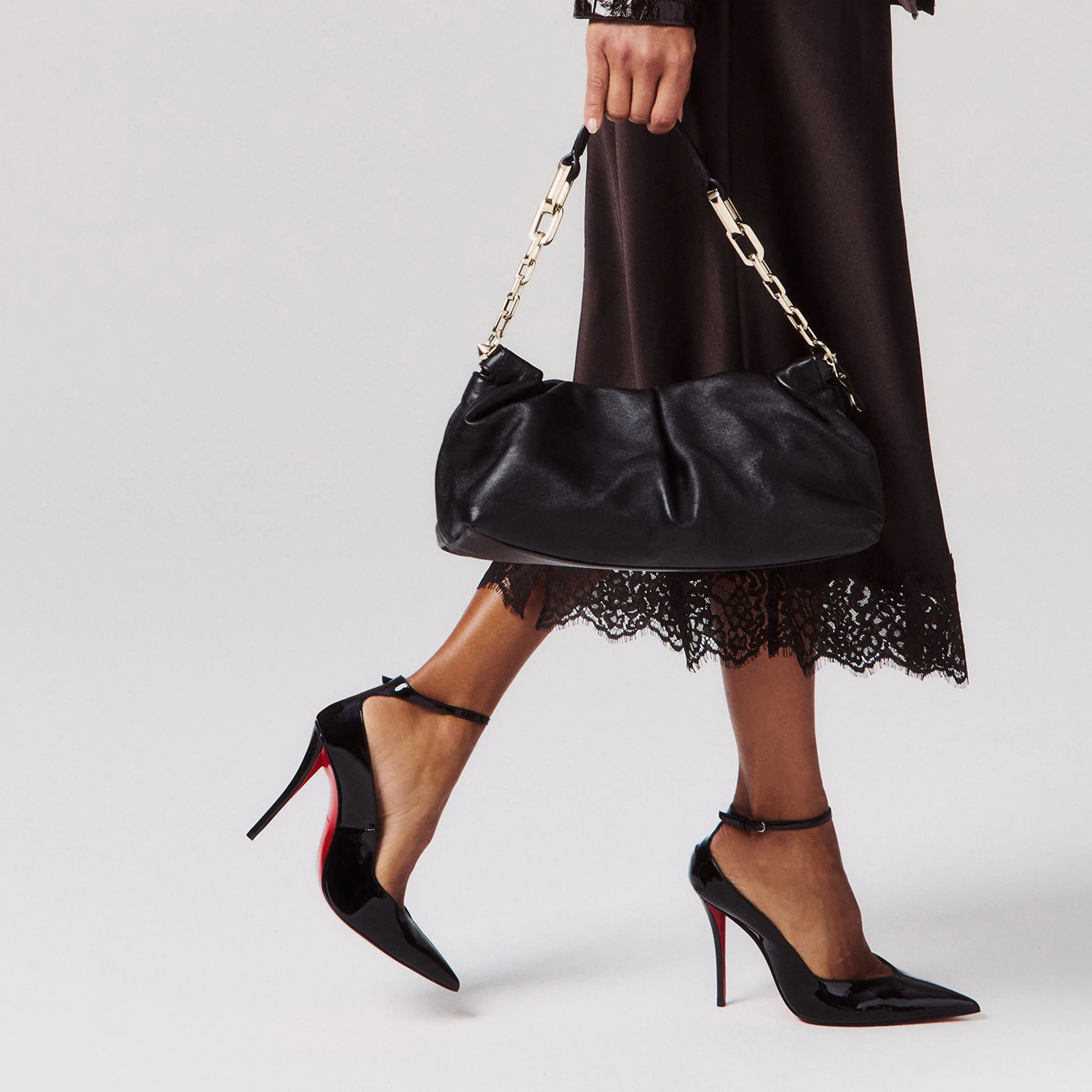 Christian Louboutin Eva – Shoulder bag – Lamb nappa leather – Black - Eva - front view
