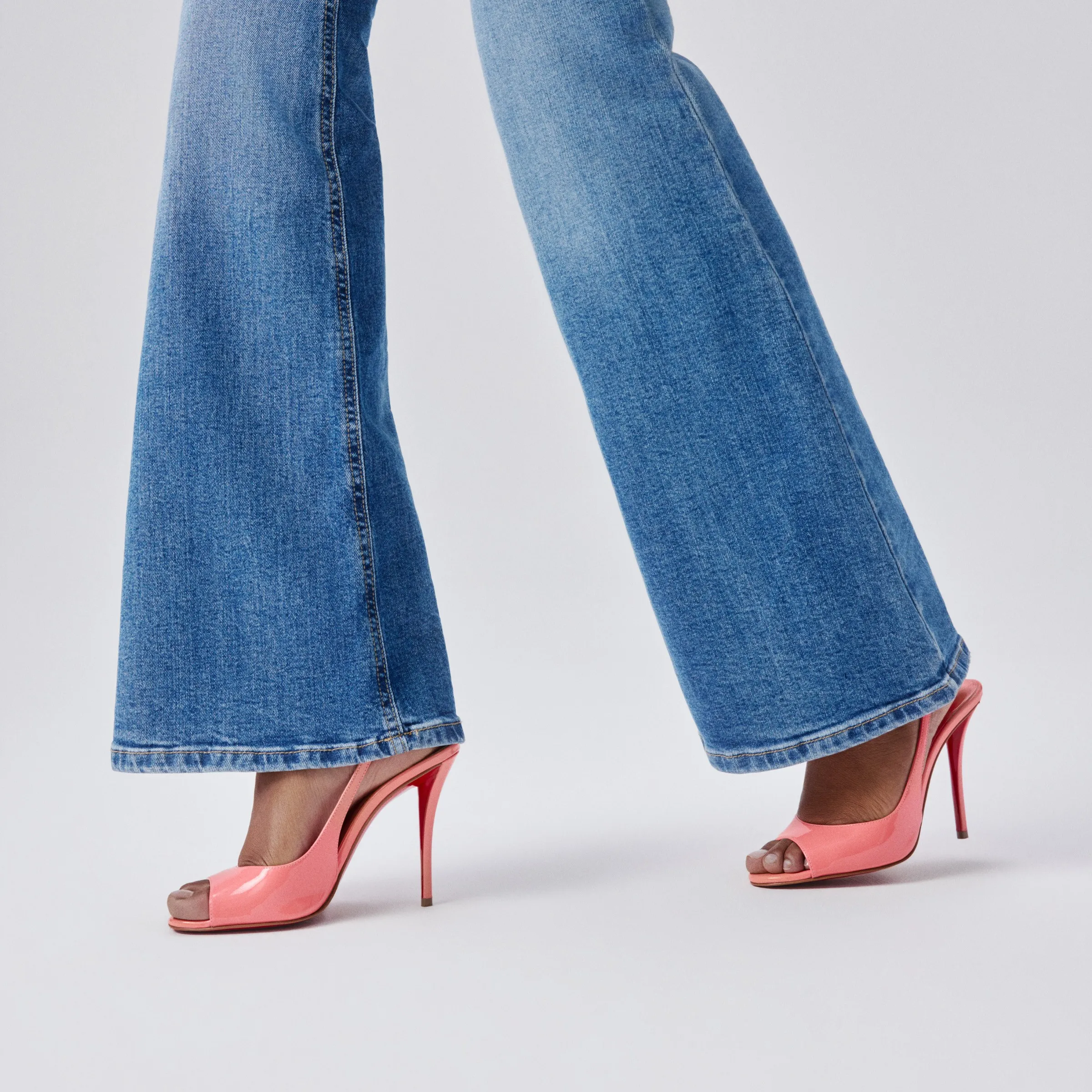 Christian Louboutin Sofia Z – 100 mm Slingback pumps – Patent calf leather – Grapefruit – Women - Shoes - front view