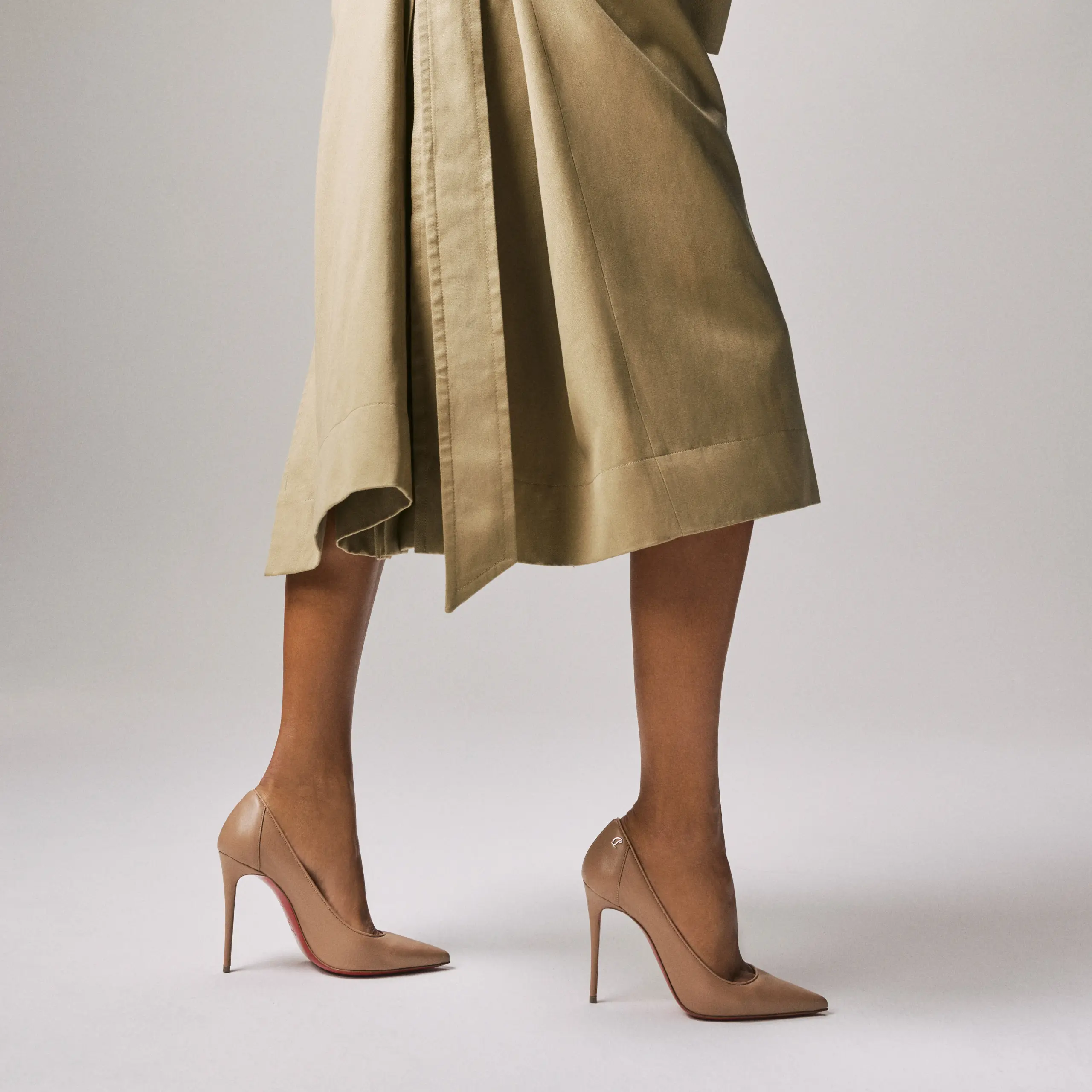 Christian Louboutin Sporty Kate – 100 mm Pumps – Lamb nappa leather – Blush – Women - Shoes - front view