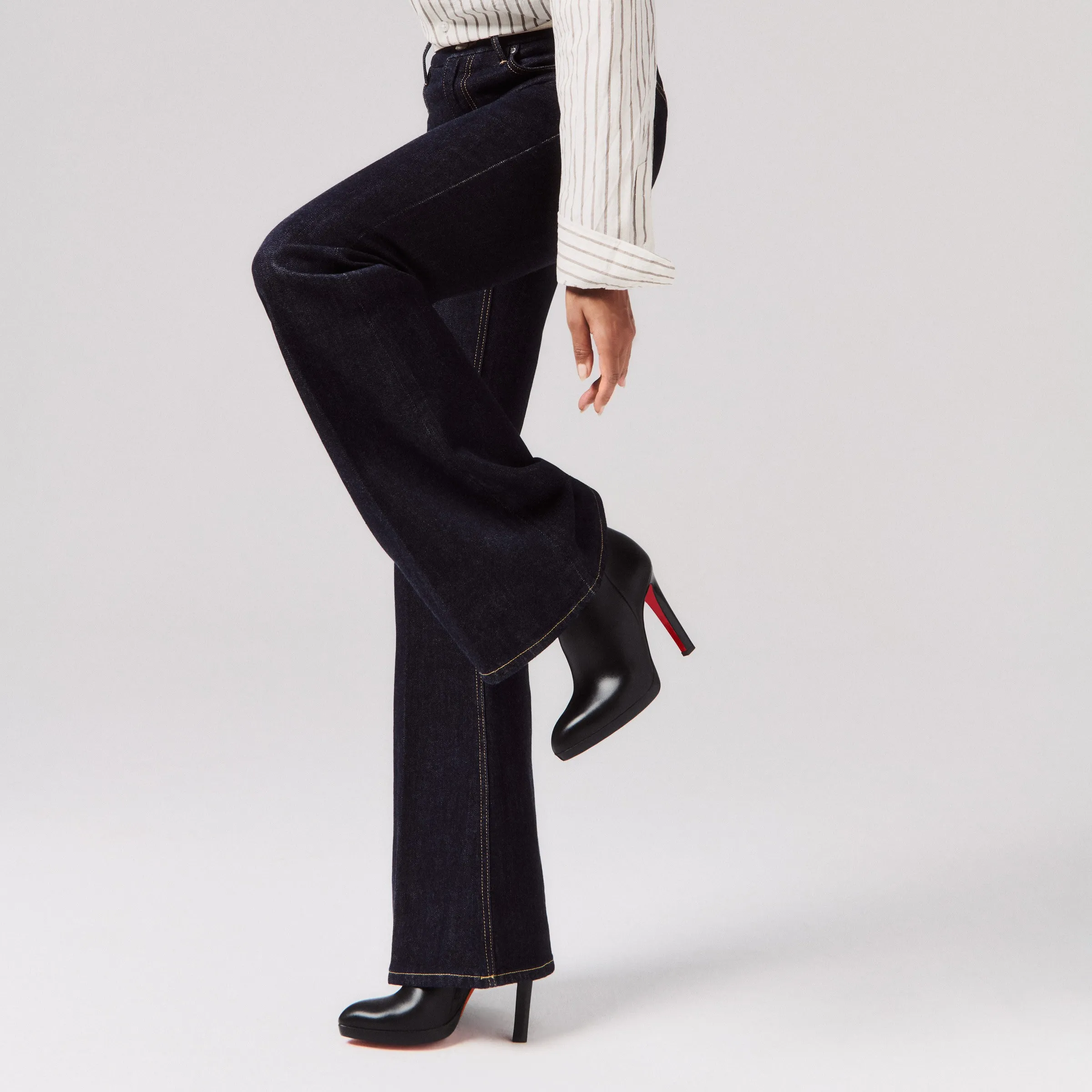 Christian Louboutin Fannylove Booty – 120 mm Low boots – Calf leather – Black – Women - Fannylove Booty - front view