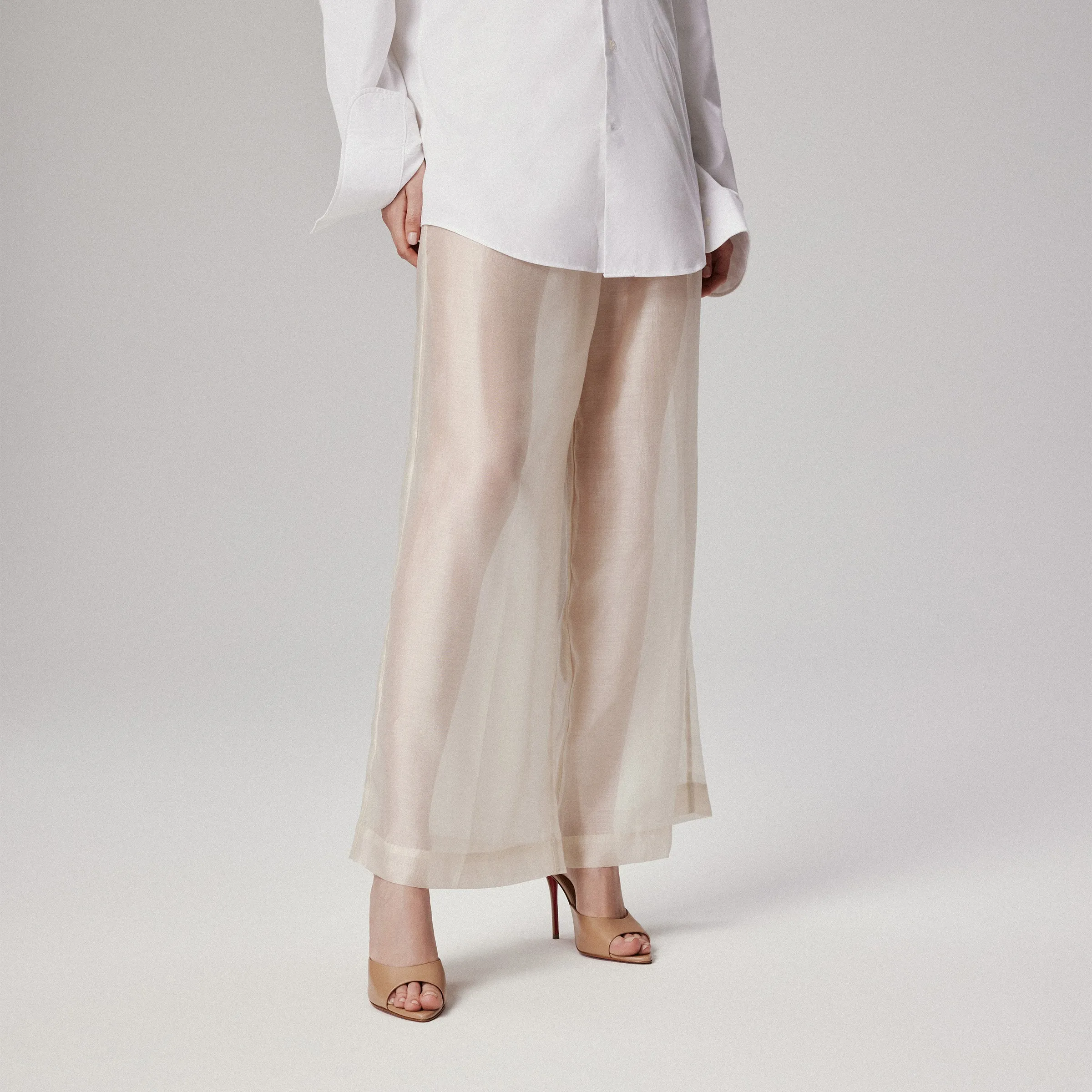 Christian Louboutin Miss Z Mule – 100 mm Mules – Lamb nappa leather – Blush – Women - Miss Z Mule - front view